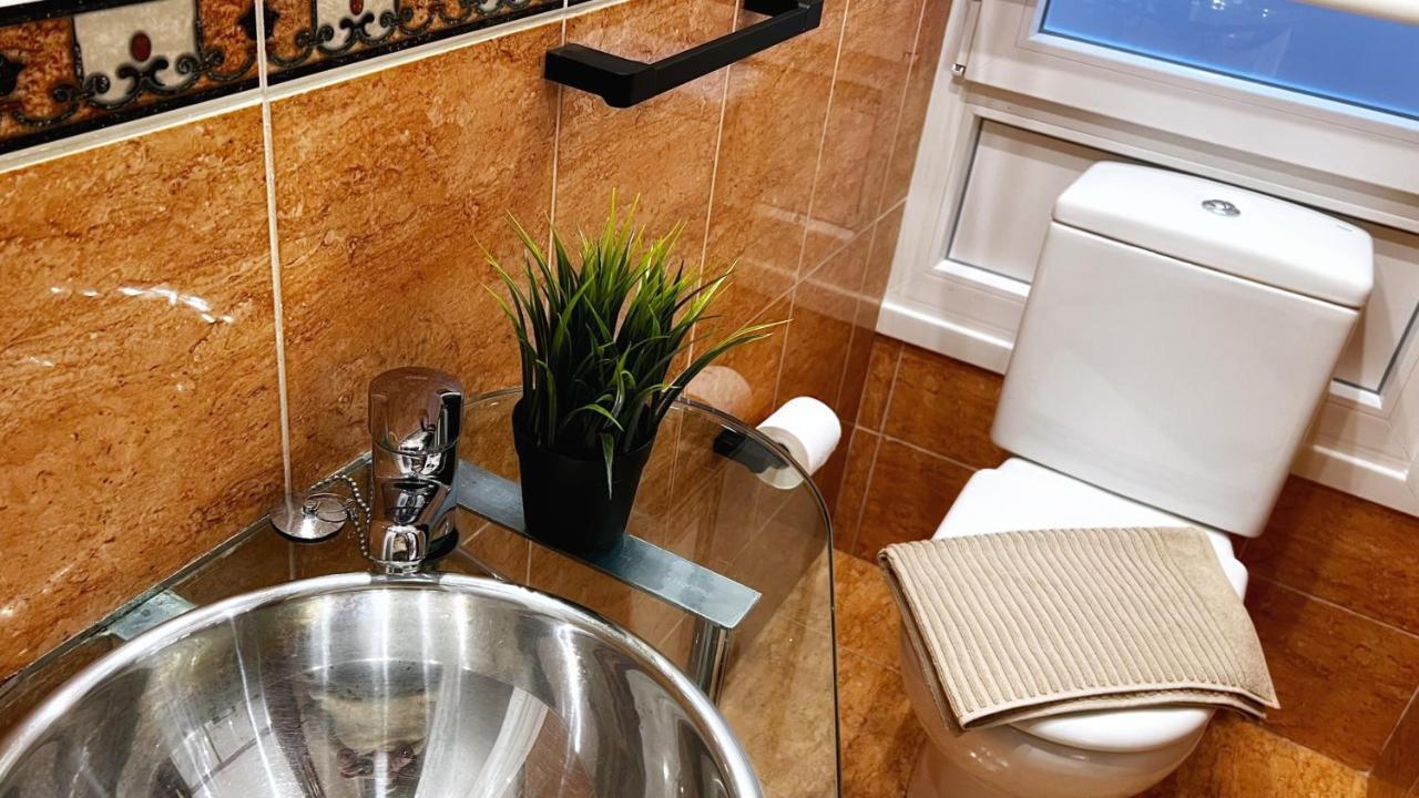 Blas De Otero, Vivienda Turistica Reformada Con Wifi Bilbao Bagian luar foto