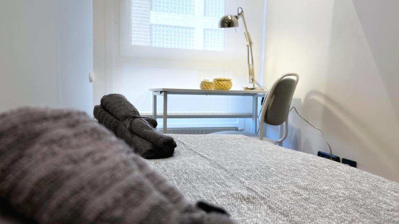 Blas De Otero, Vivienda Turistica Reformada Con Wifi Bilbao Bagian luar foto